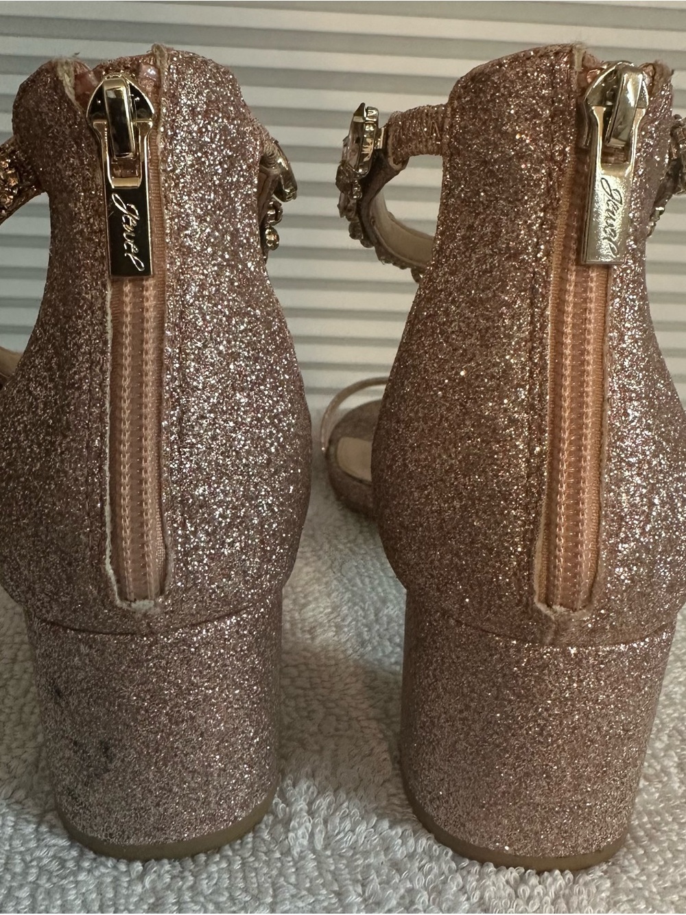 Jewel Badgley Mischka Rose Gold Glitter Jeweled Ankle-Strap Block Heels - Picture 4 of 6
